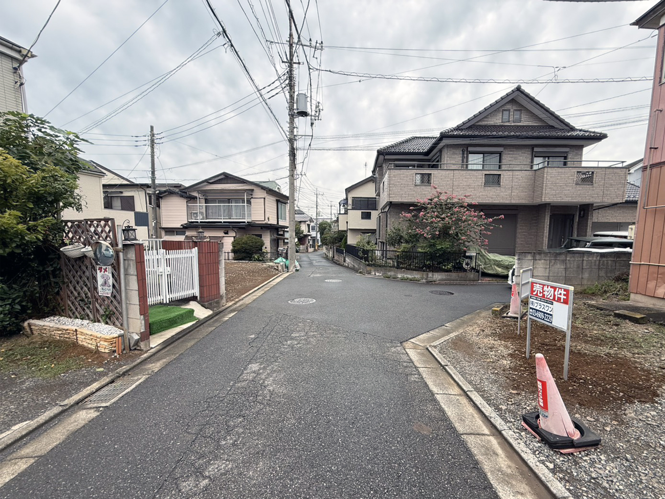 富士見市渡戸3丁目_南側道路(令和8年9月撮影)